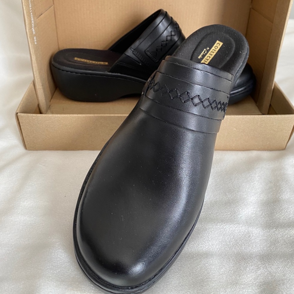 Clarks Deanna Amber Mule Shoe